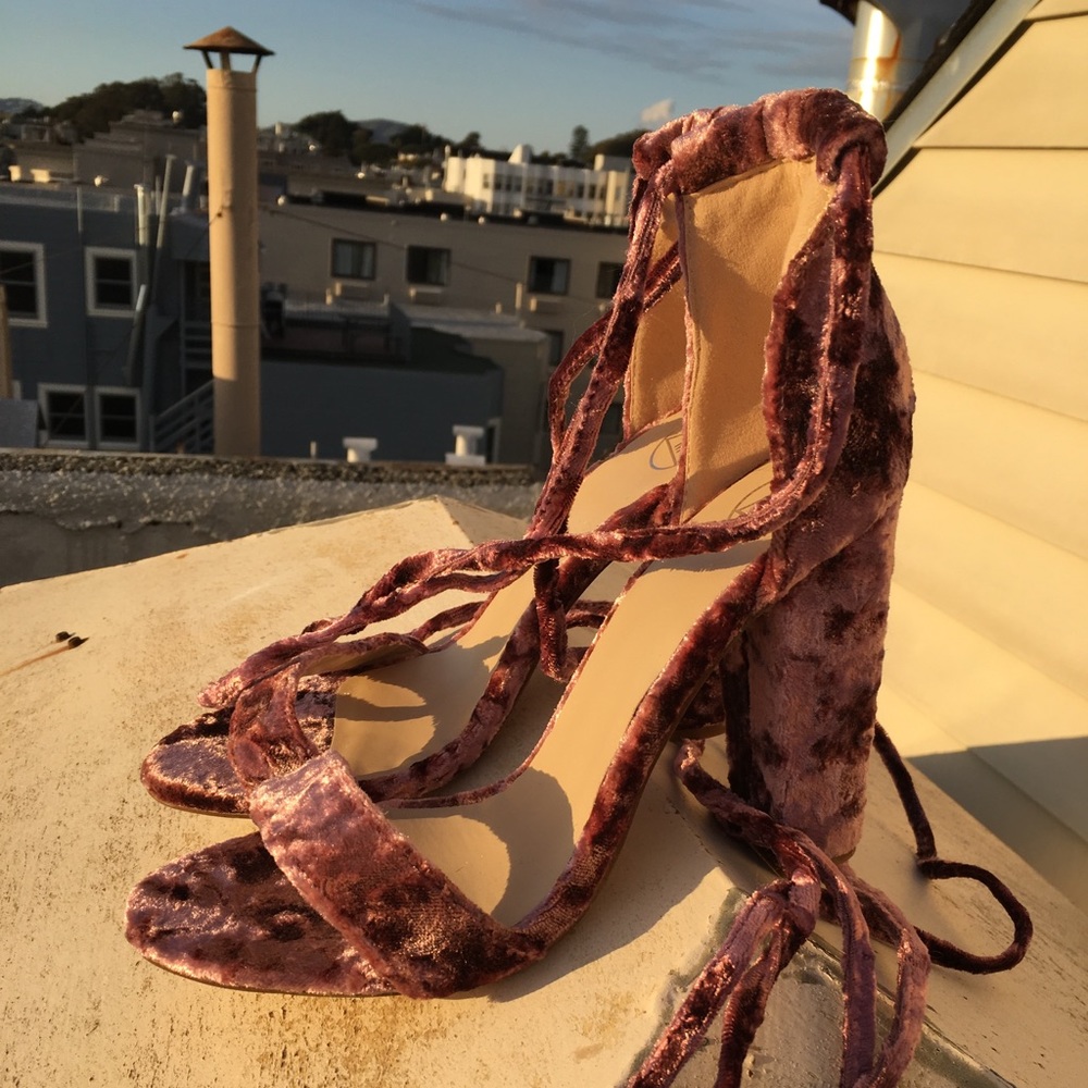 Brand new velvet tie up heels